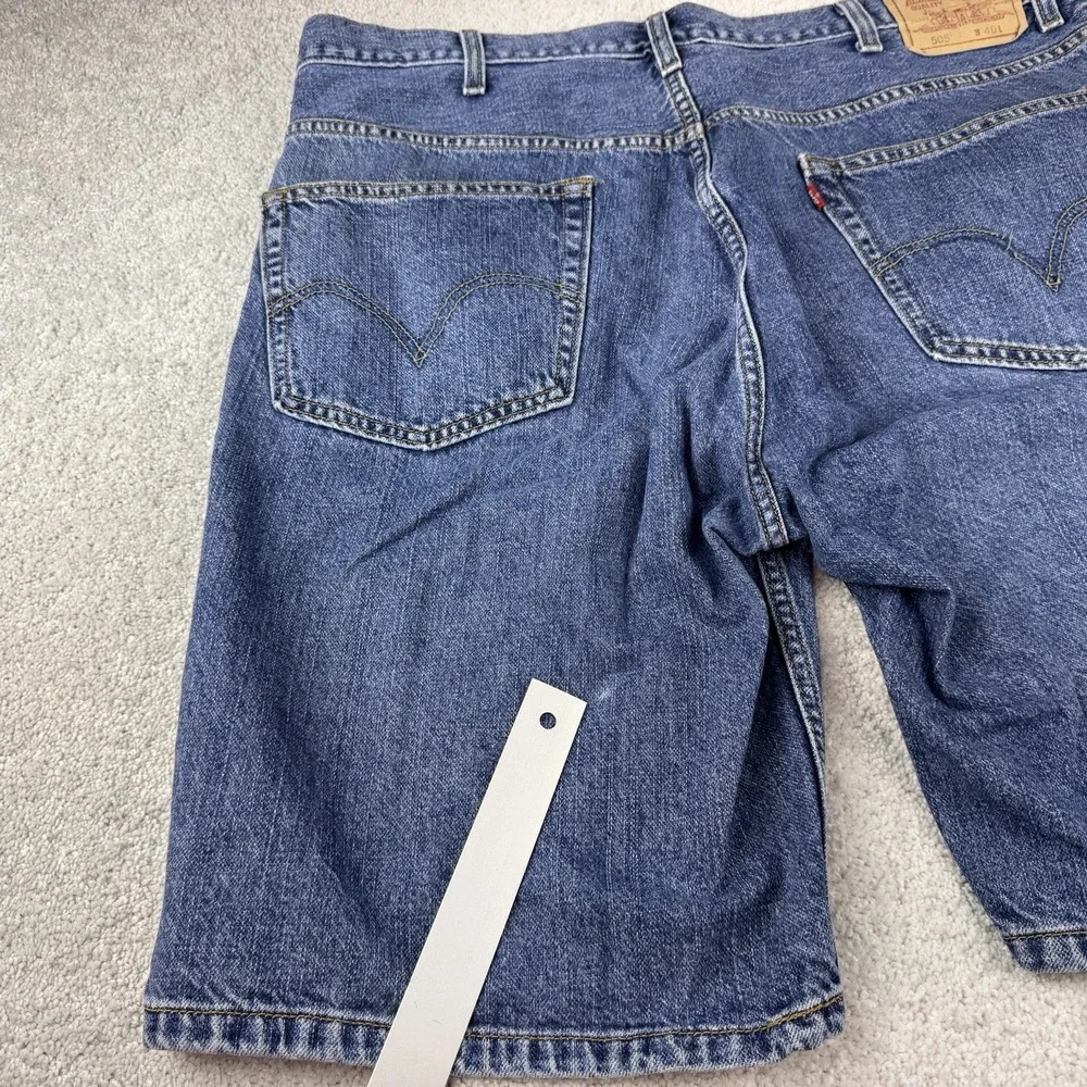 Levis 505 Denim Blue Jorts Mens Dad Shorts ~ 40 Regular ~ Small SPOT ~ W40